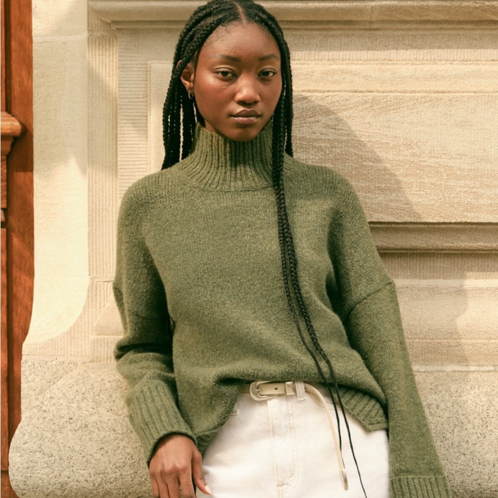 Tuckable turtleneck sweater